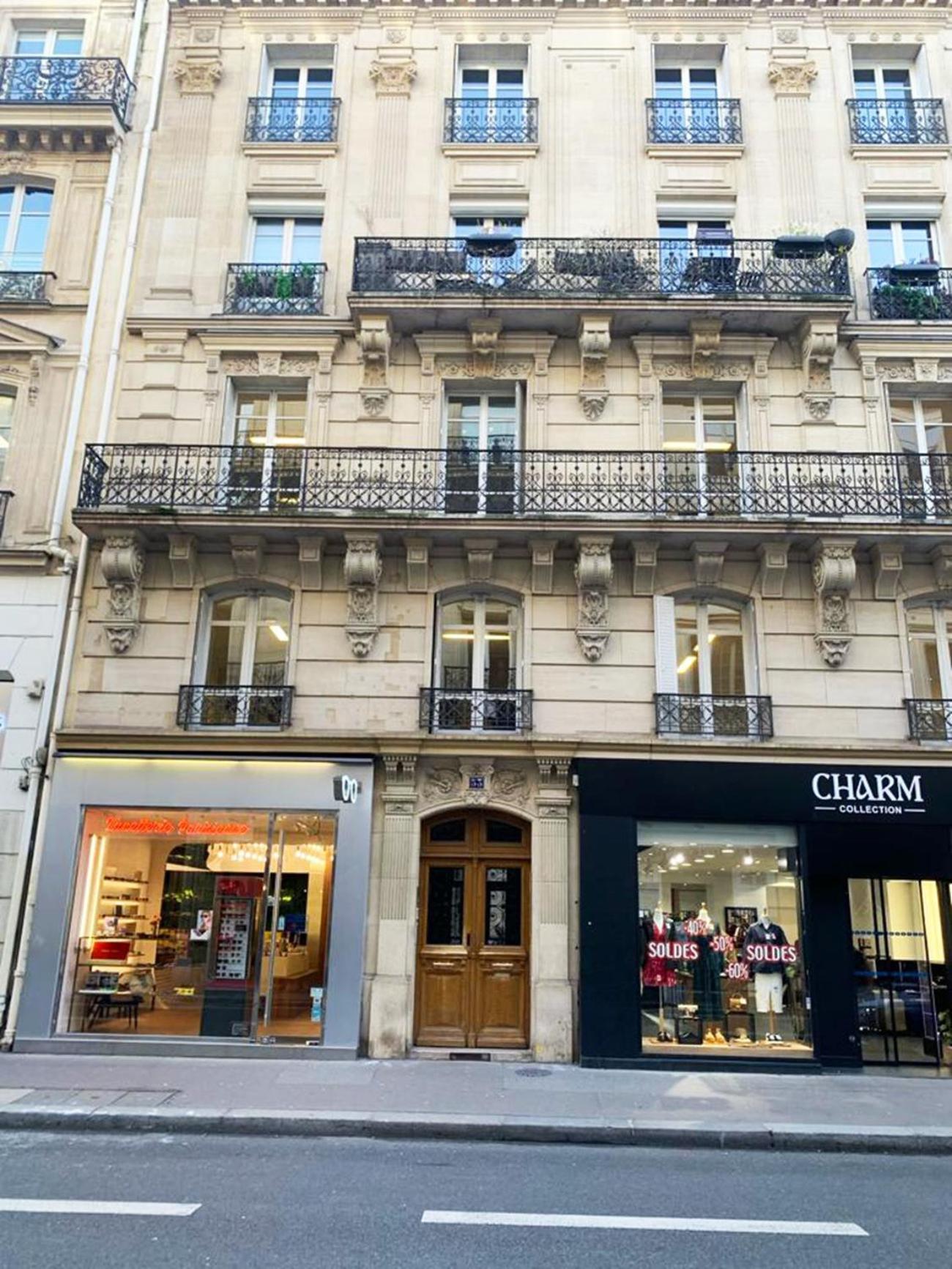 90 - Karl Lagerfeld Lafayette Apartment Париж Екстериор снимка