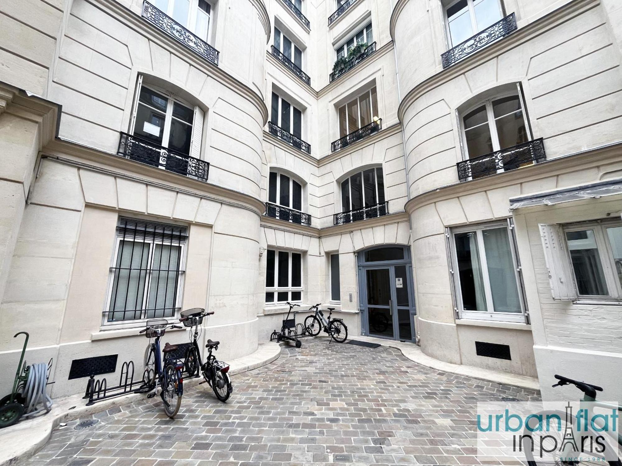 90 - Karl Lagerfeld Lafayette Apartment Париж Екстериор снимка